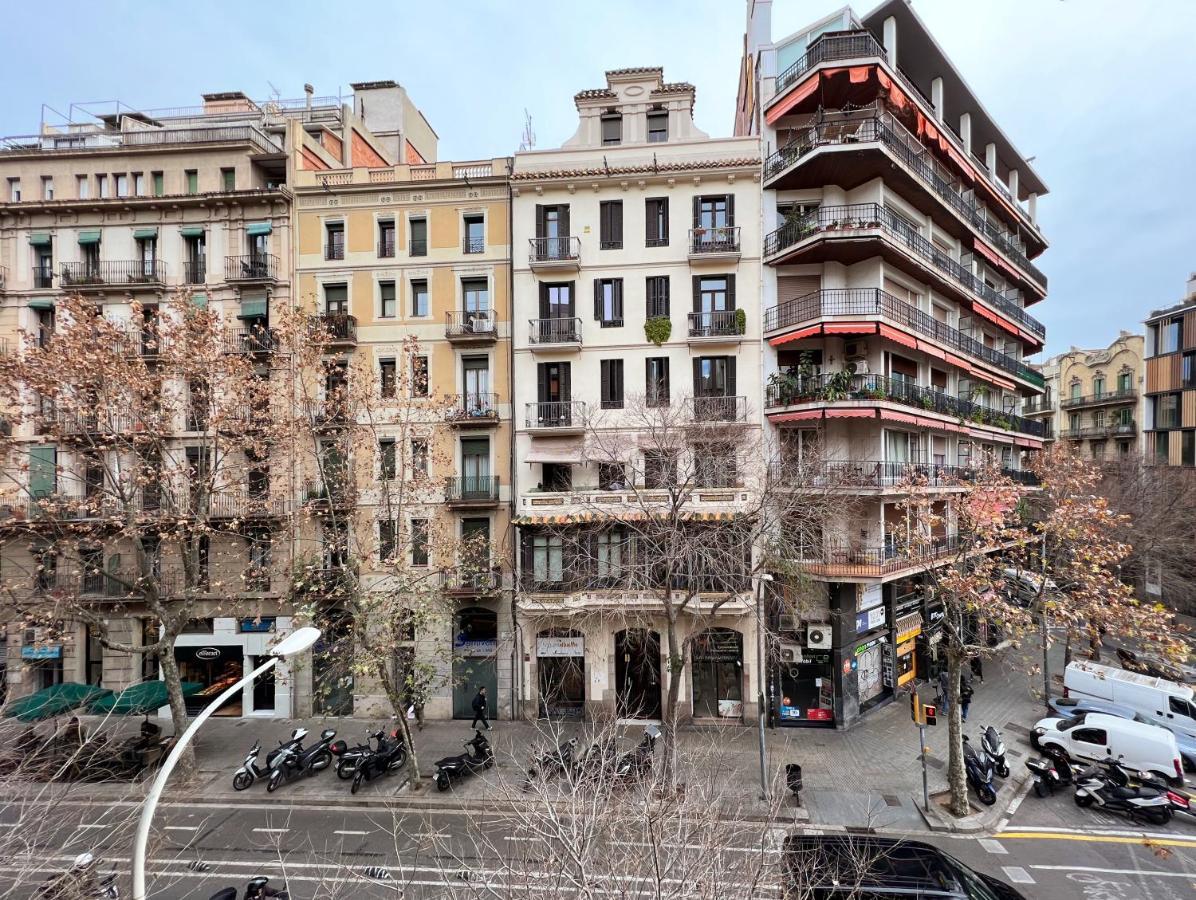 Lolita Bcn Apartment En El Eixample Barcelona Exterior photo